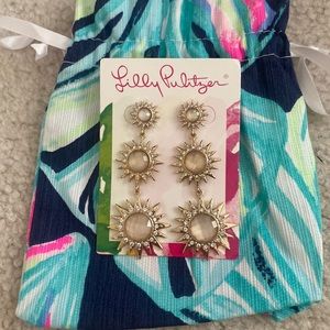 NWT Lilly Pulitzer star of the sea earrings